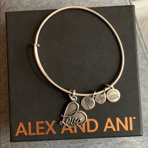 NWOT Alex and ani bracelet